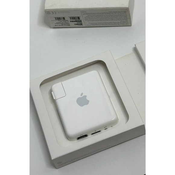 Apple Airport Express Generation 802.11n WiFi Router With Box - Picture 5 of 6